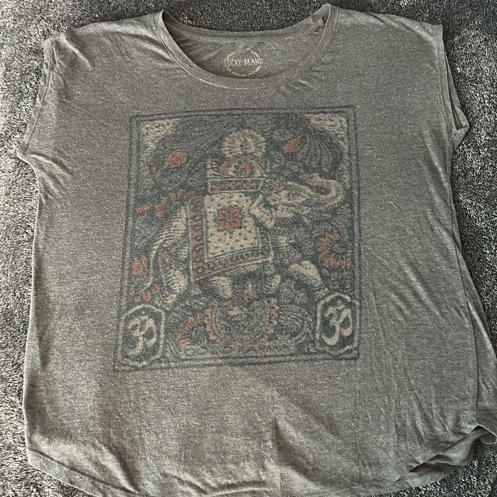 Lucky Brand Grey XL tee shirt